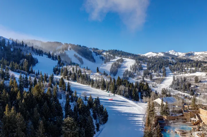 Bird's eye view of a mountain backdrop