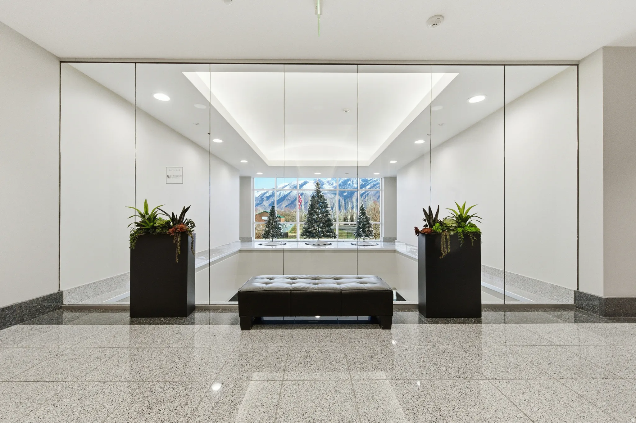 Lobby with recessed lighting