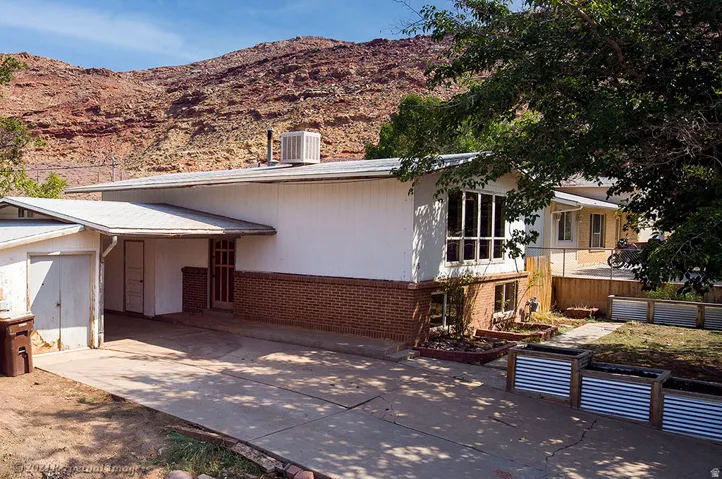 View of front of home.