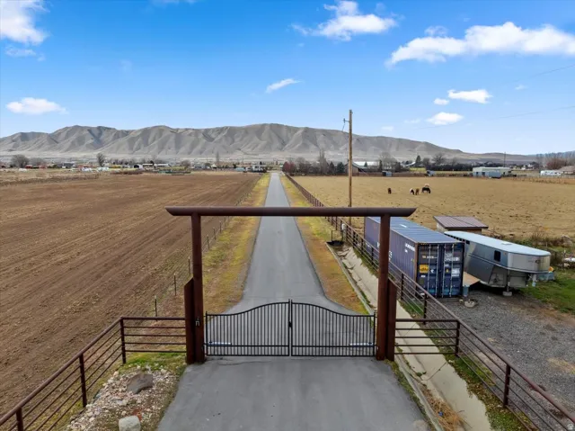 7702 S 3300 W, Spanish Fork, Utah 84660