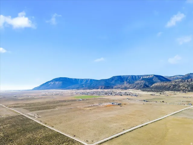 302 Resovoir Rd, Wales, Utah 84667