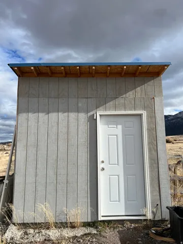 Well house