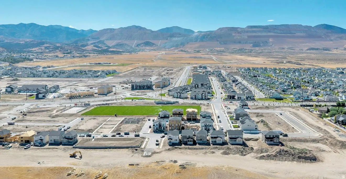 Drone / aerial view of a mountain backdrop