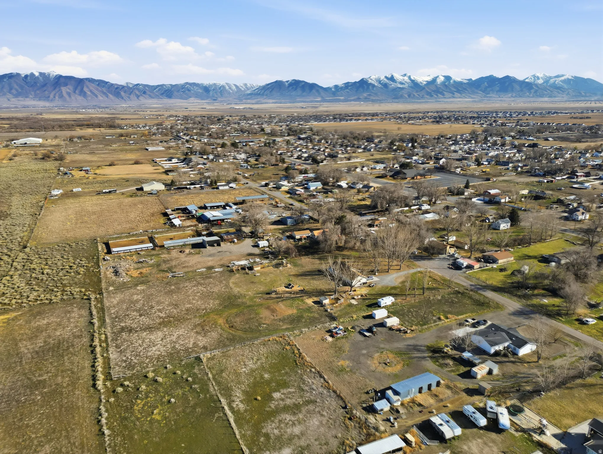 Aerial perspective of suburban area featuring mountains