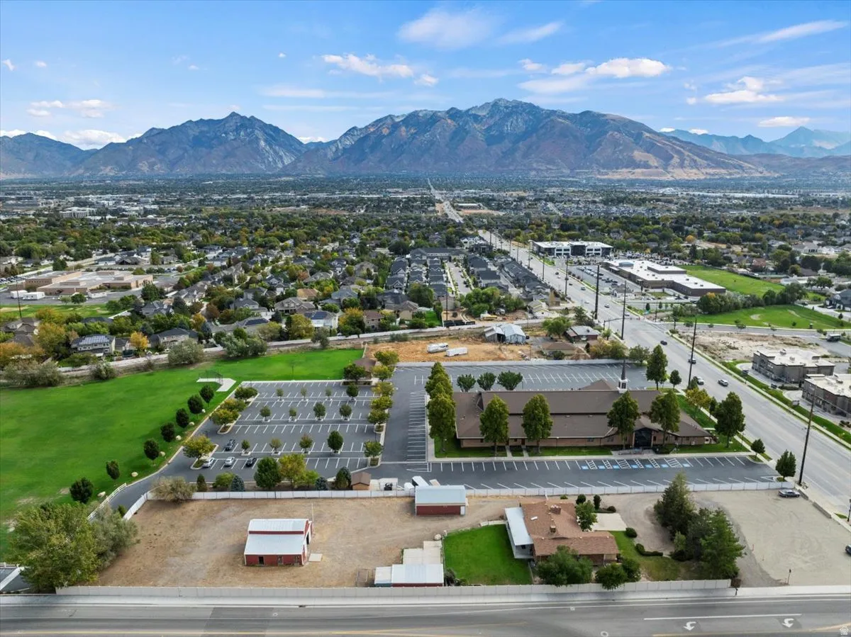 Bird's eye view of a mountain backdrop