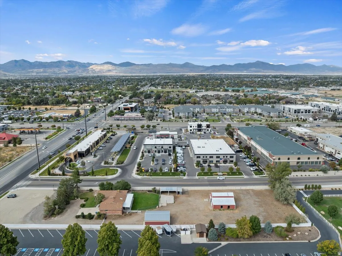 Bird's eye view of a mountain backdrop
