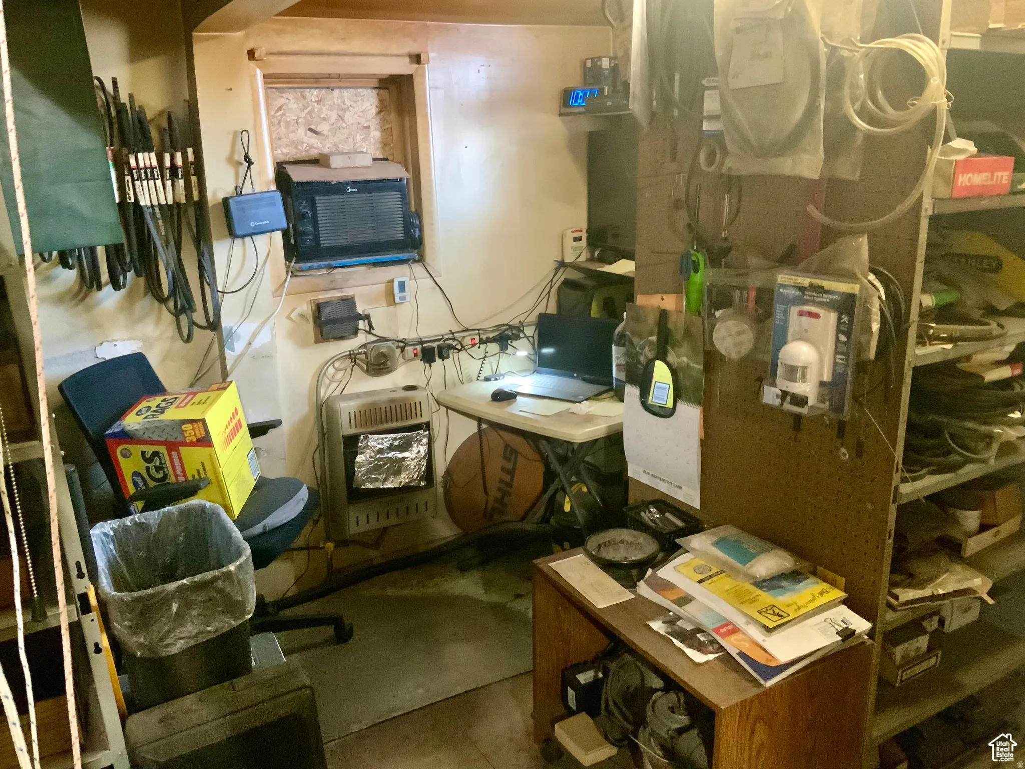 Utilities with heating unit