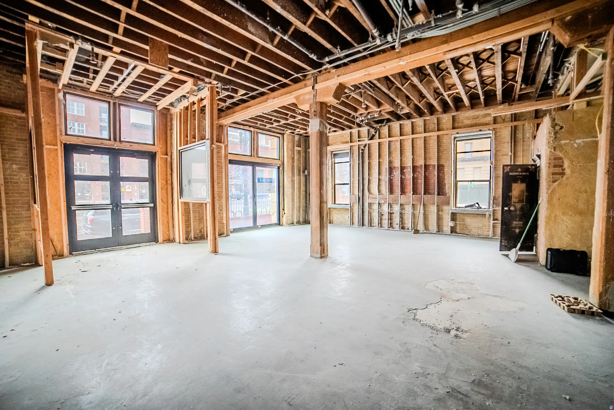Miscellaneous room featuring concrete flooring