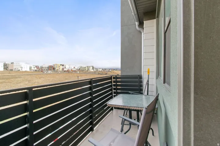 5227 W Reventon Dr #303, South Jordan, Utah 84009