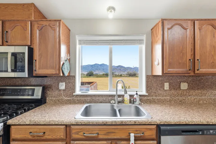6600 N 6800 W, Tremonton, Utah 84337