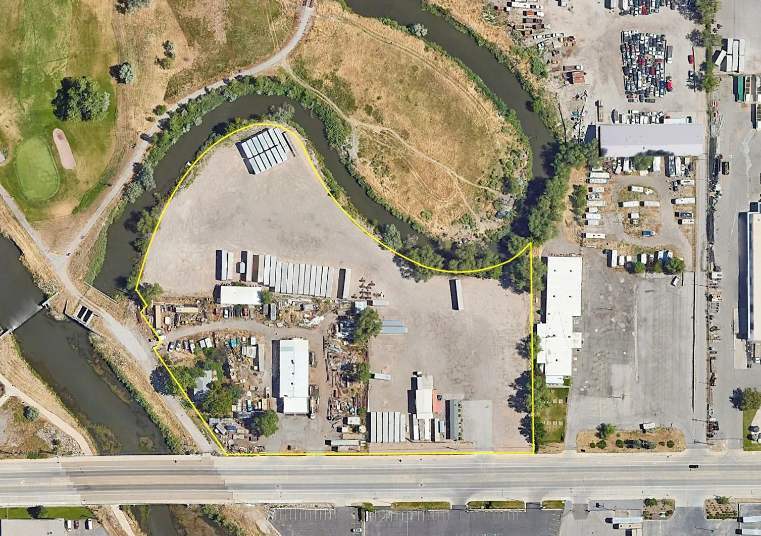 Aerial view of property's location with property boundaries highlighted