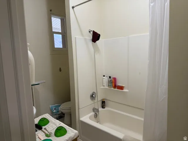 3 Bedroom Lower Unit