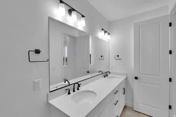 Full bath with double vanity