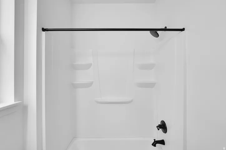 Full bathroom with shower / bath combination