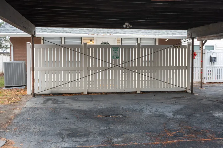 Carport