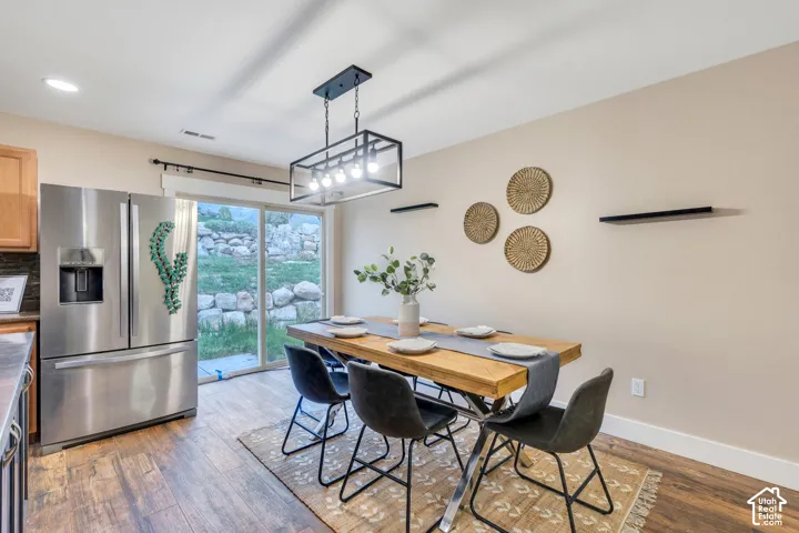 Dining area in kitchen