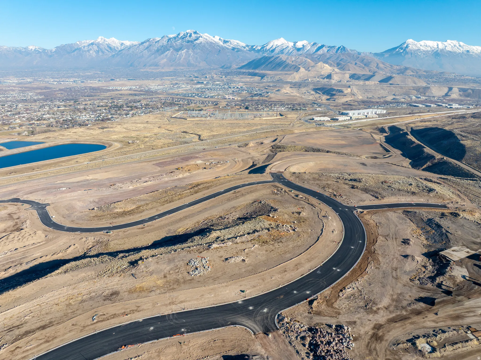 View of property location featuring a mountain backdrop