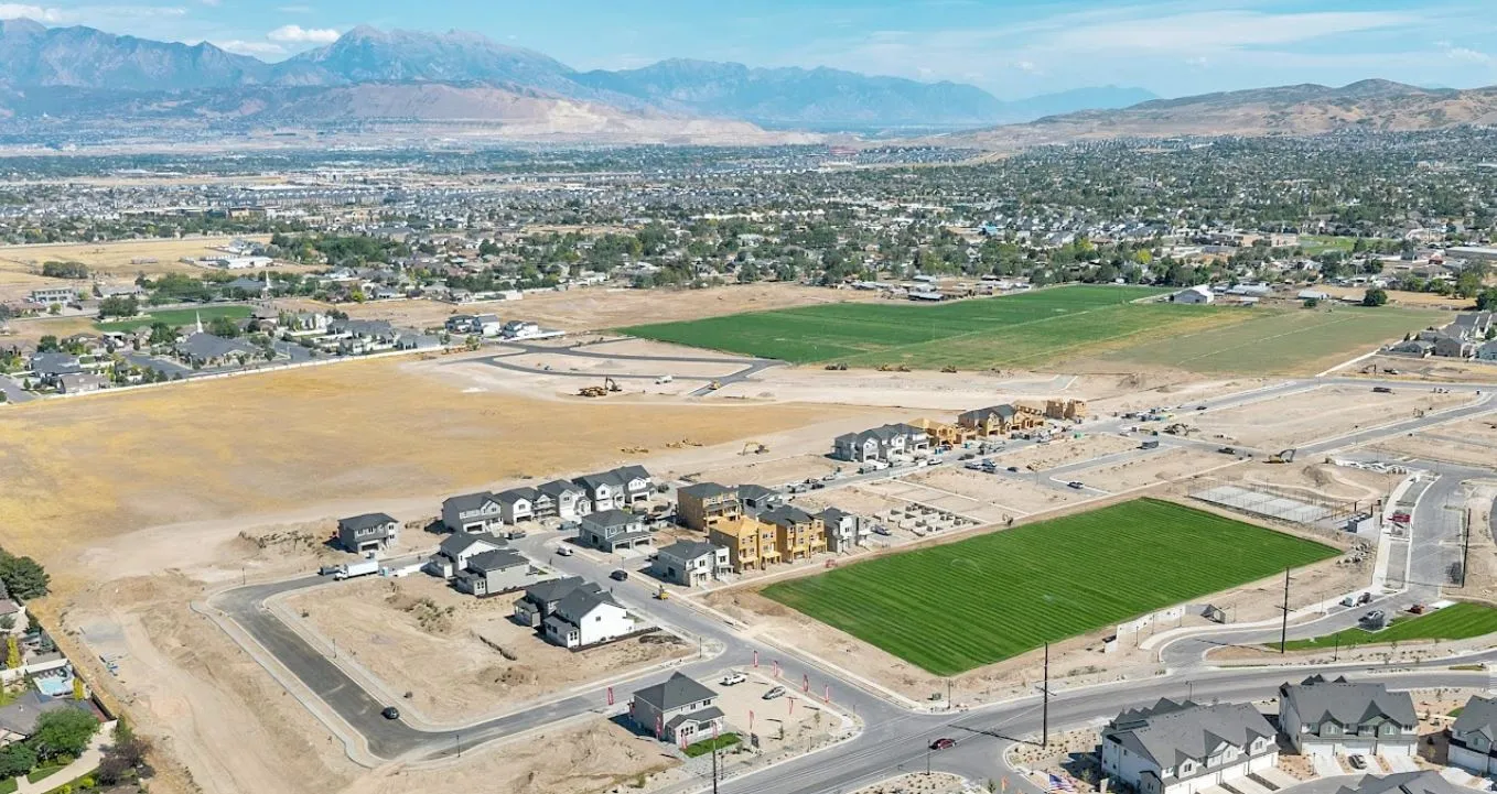 Aerial overview of property's location with mountains