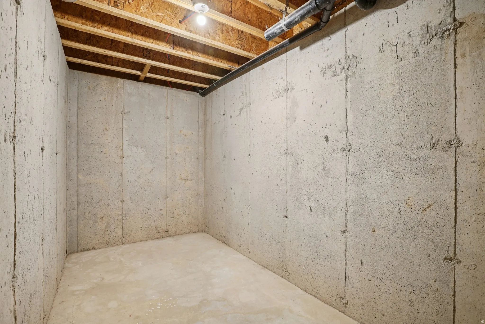 View of unfinished below grade area