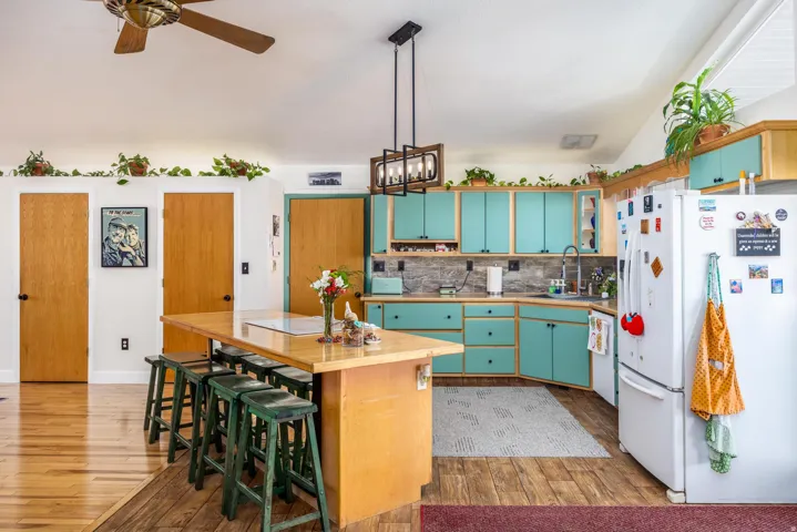 2416 N Waunita Ave, Kanab, Utah 84741