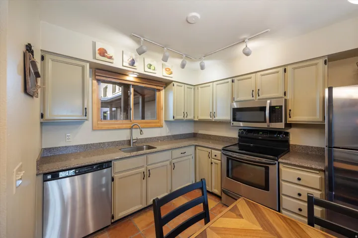 401 Silver King Dr #73, Park City, Utah 84060