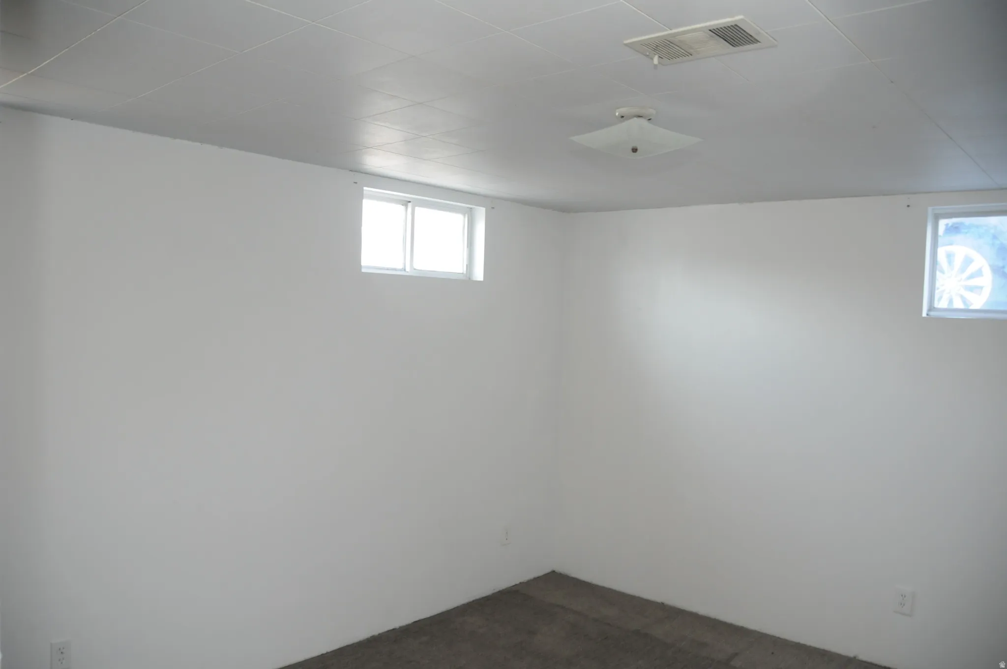 Below grade area with carpet floors