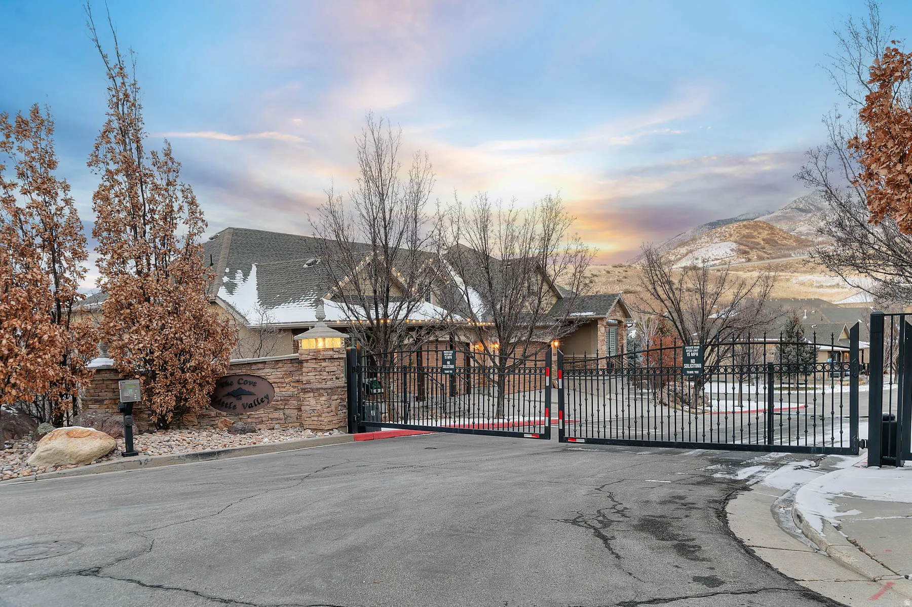 Gate featuring a mountain view