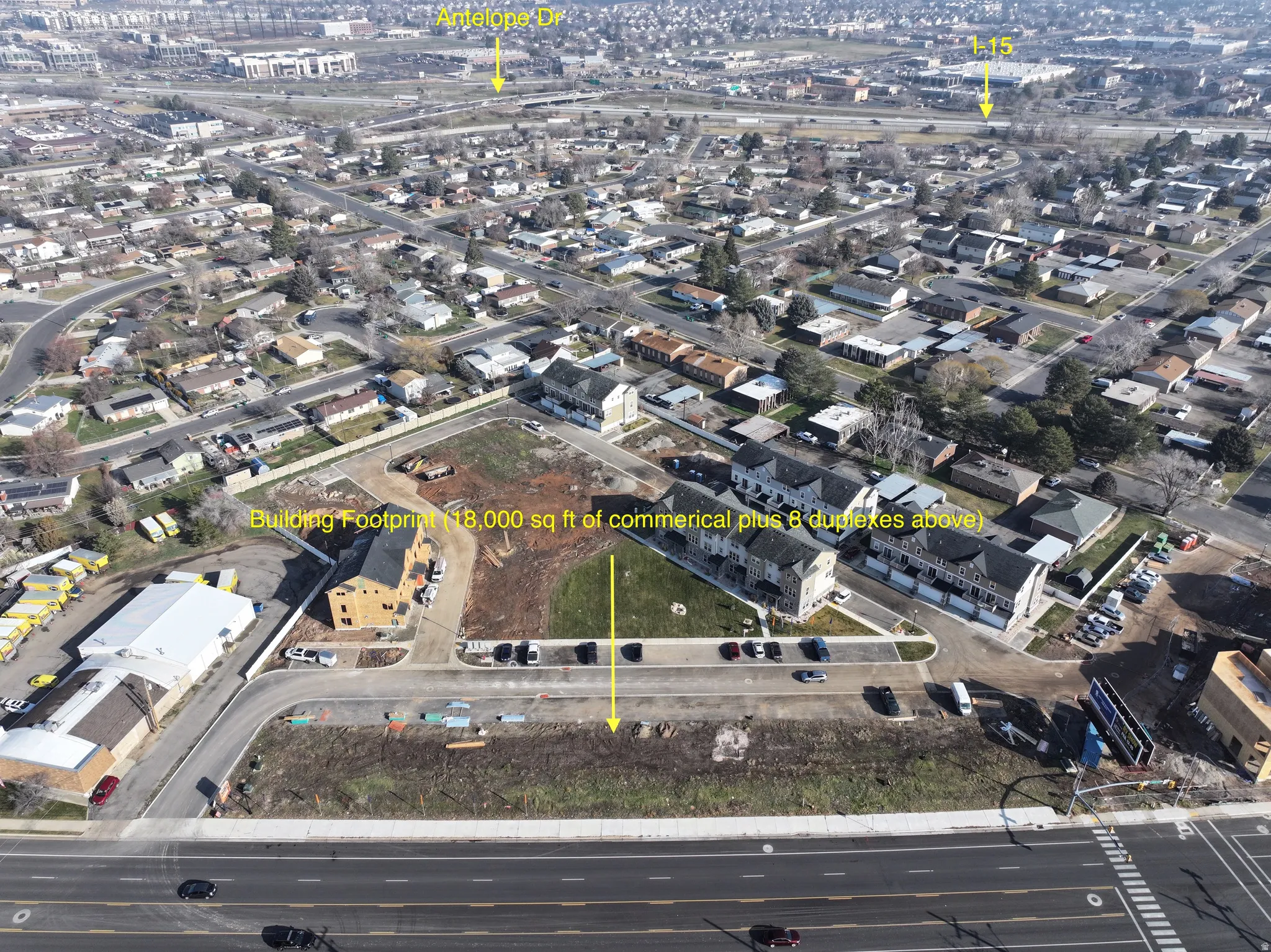 Aerial view of property and surrounding area