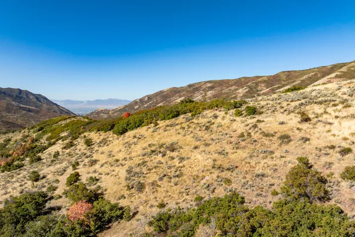 5855 E Pioneer Ridge Cir, Salt Lake City, Utah 84108