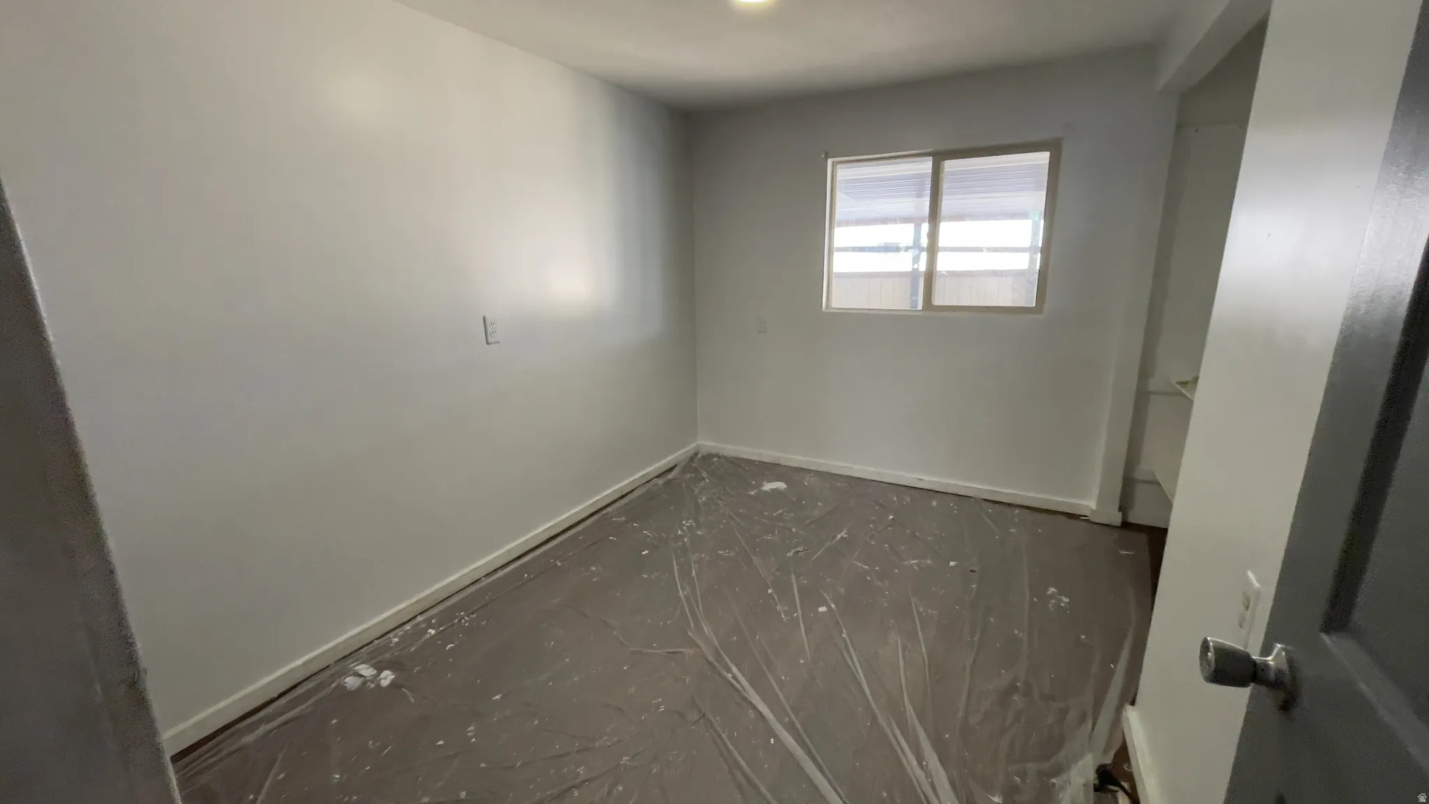 Spare room with baseboards