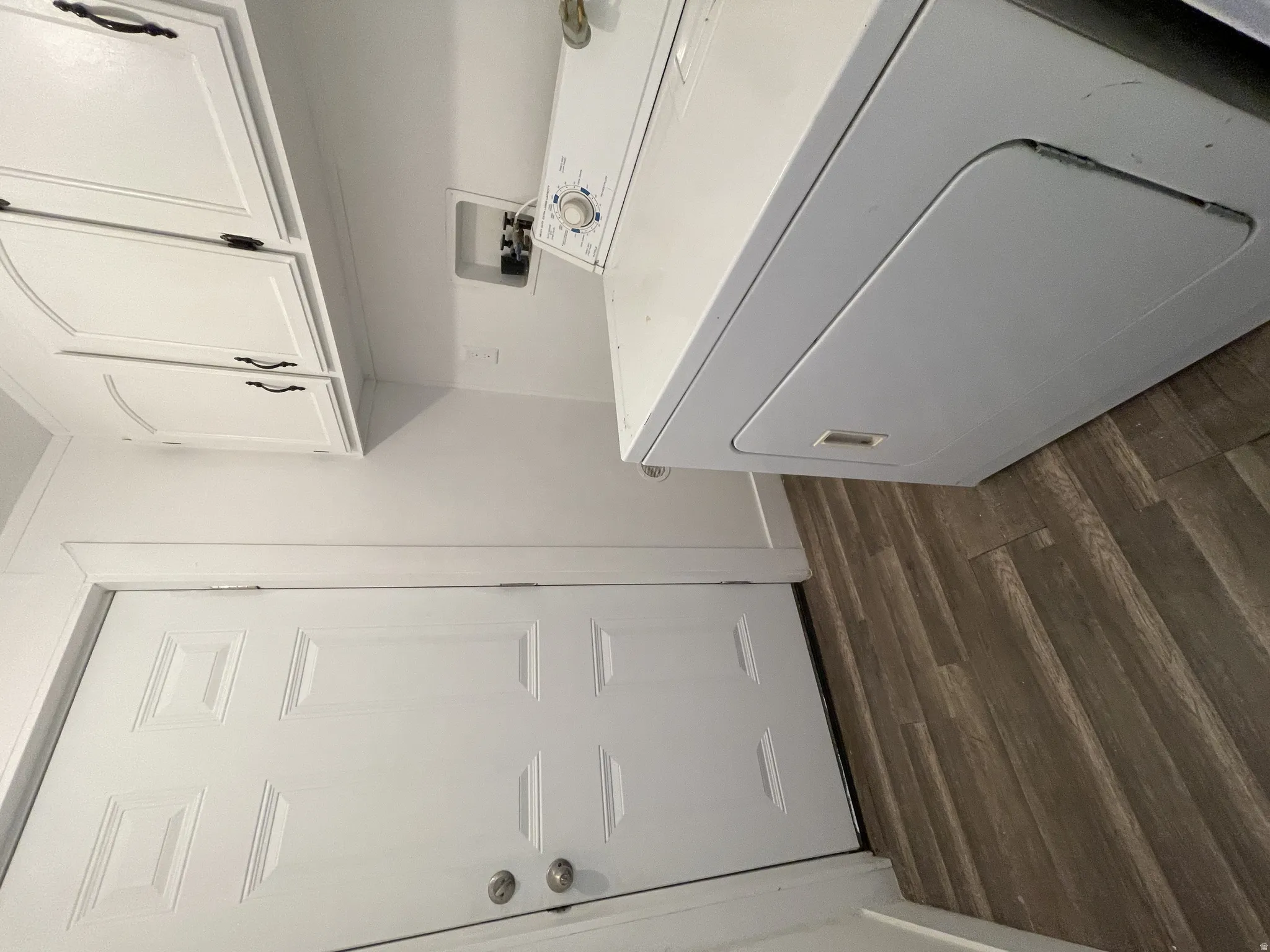 Bathroom with washer / clothes dryer