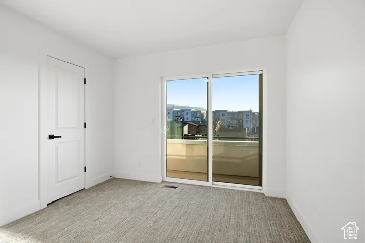 189 E 210 N #8, North Salt Lake, Utah 84054