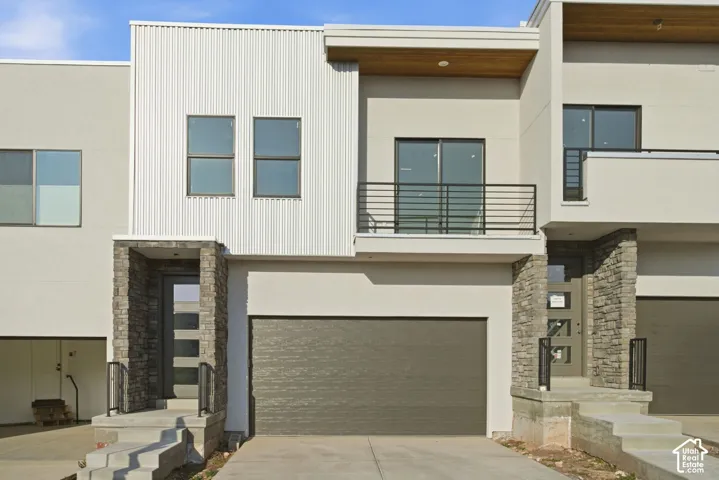 189 E 210 N #8, North Salt Lake, Utah 84054