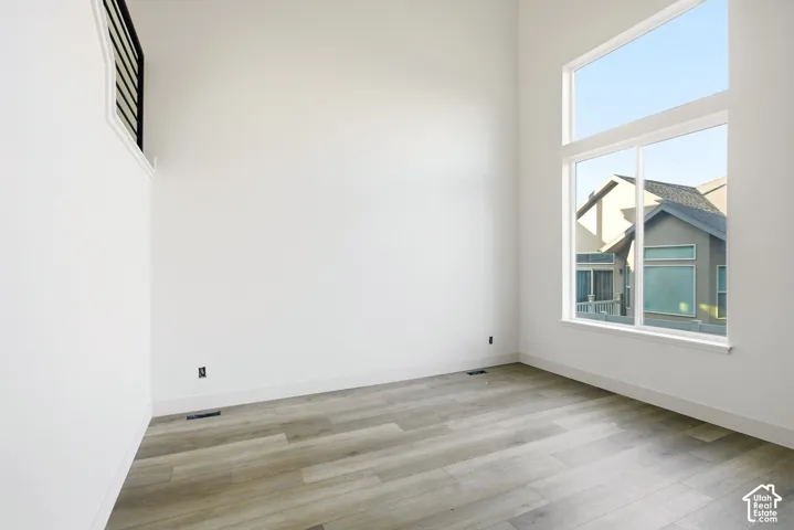 189 E 210 N #8, North Salt Lake, Utah 84054