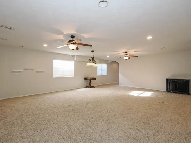 10036 S Birdie Way, South Jordan, Utah 84095
