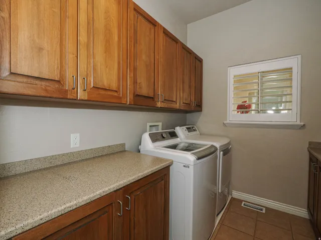 10036 S Birdie Way, South Jordan, Utah 84095