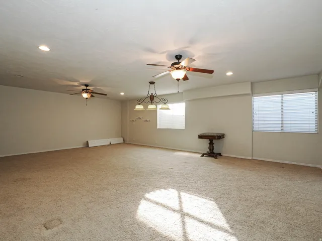 10036 S Birdie Way, South Jordan, Utah 84095