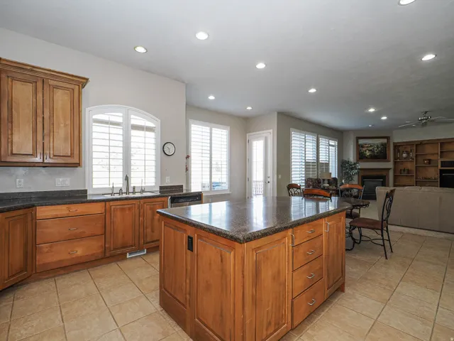 10036 S Birdie Way, South Jordan, Utah 84095