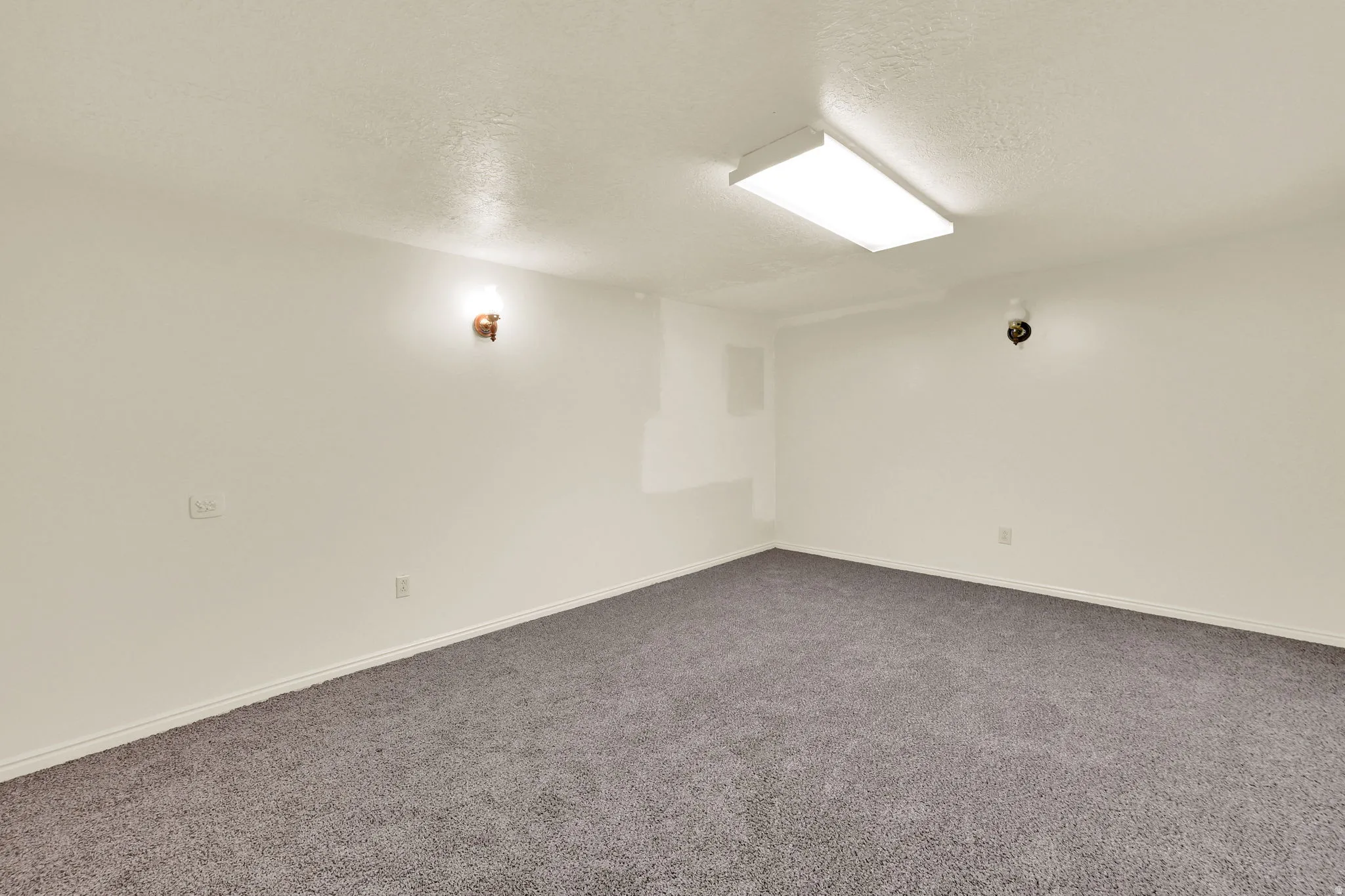 Basement Office Den With Window potential Bedroom