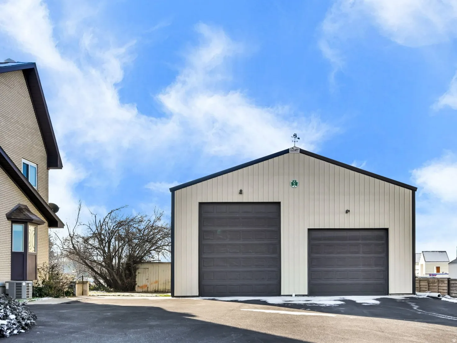 View of detached garage APPROX. 36X45 FEETRV ATV SHOP POTENTIAL