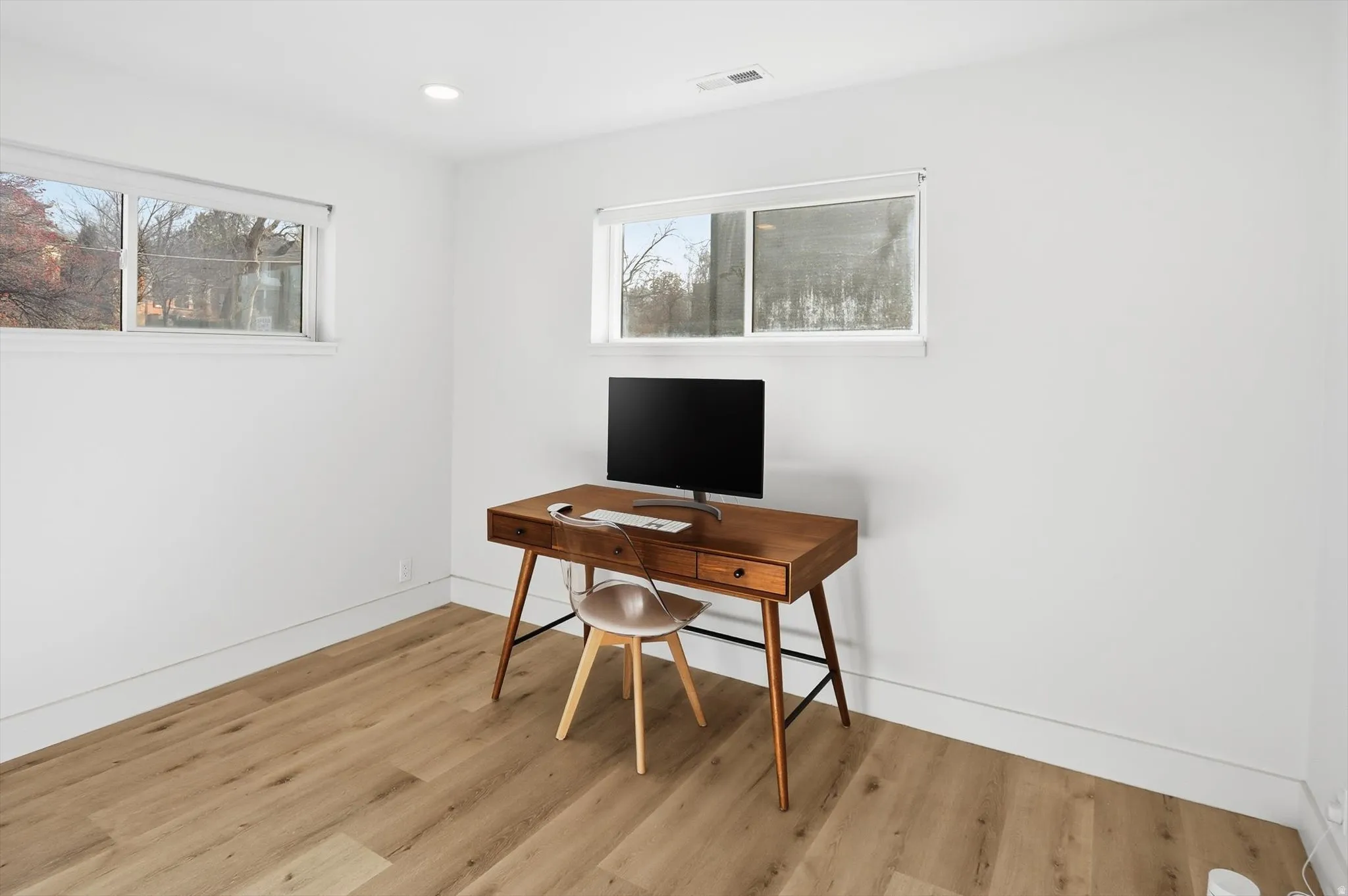 Home office or Bedroom 2