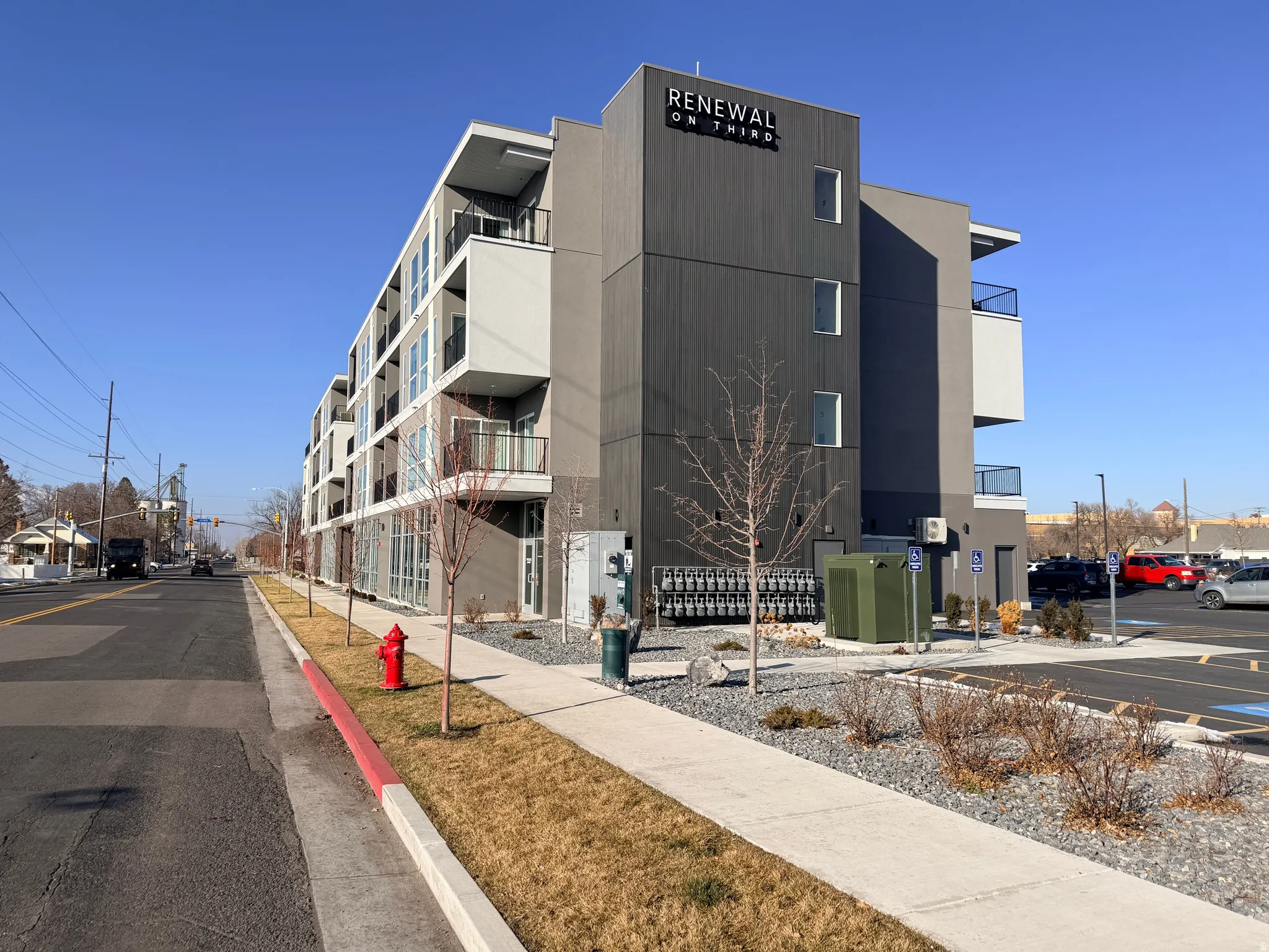View of apartment building / complex