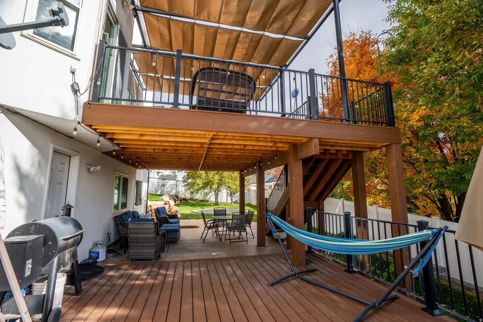 Lower level of deck
