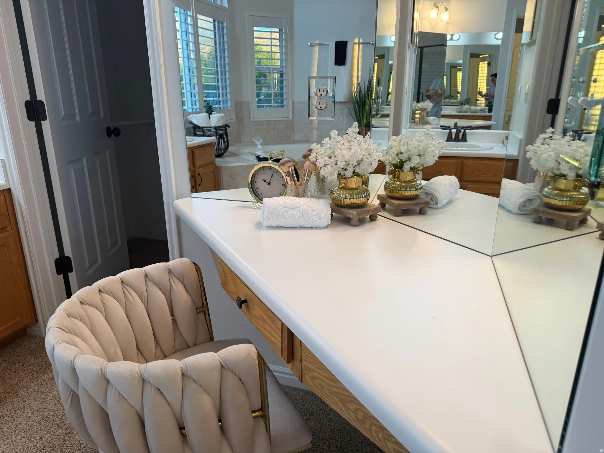 Primary suite bathroom vanity area
