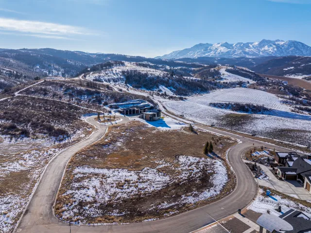 7545 E Dogwood Dr, Huntsville, Utah 84317
