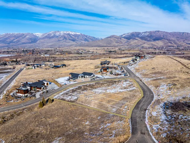 7545 E Dogwood Dr, Huntsville, Utah 84317