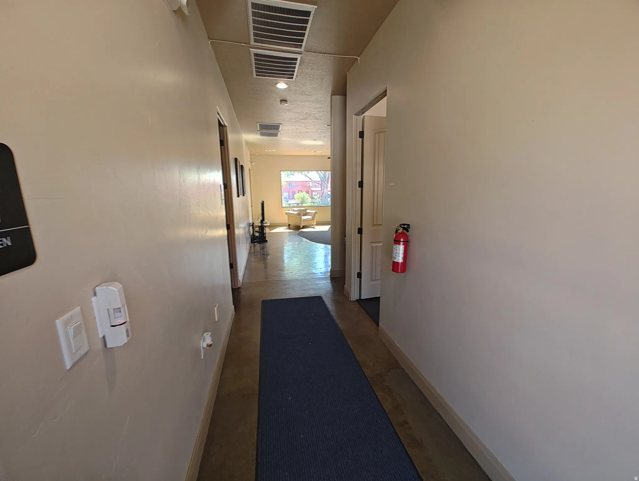 Corridor with baseboards