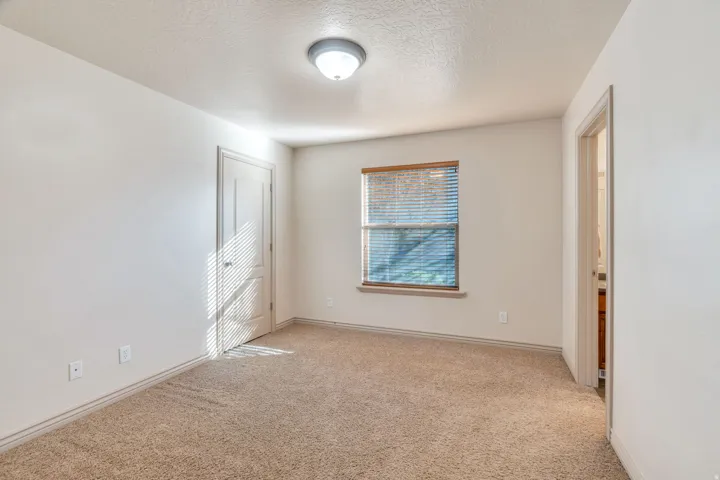 1052 S Cove Dr, Springville, Utah 84663
