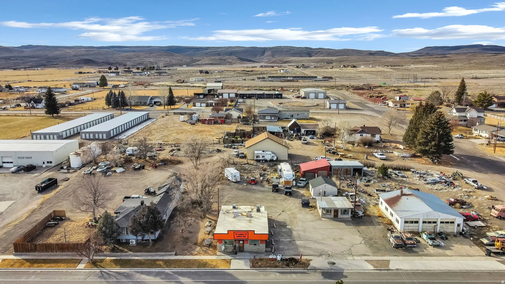 Bird's eye view of a mountain backdrop