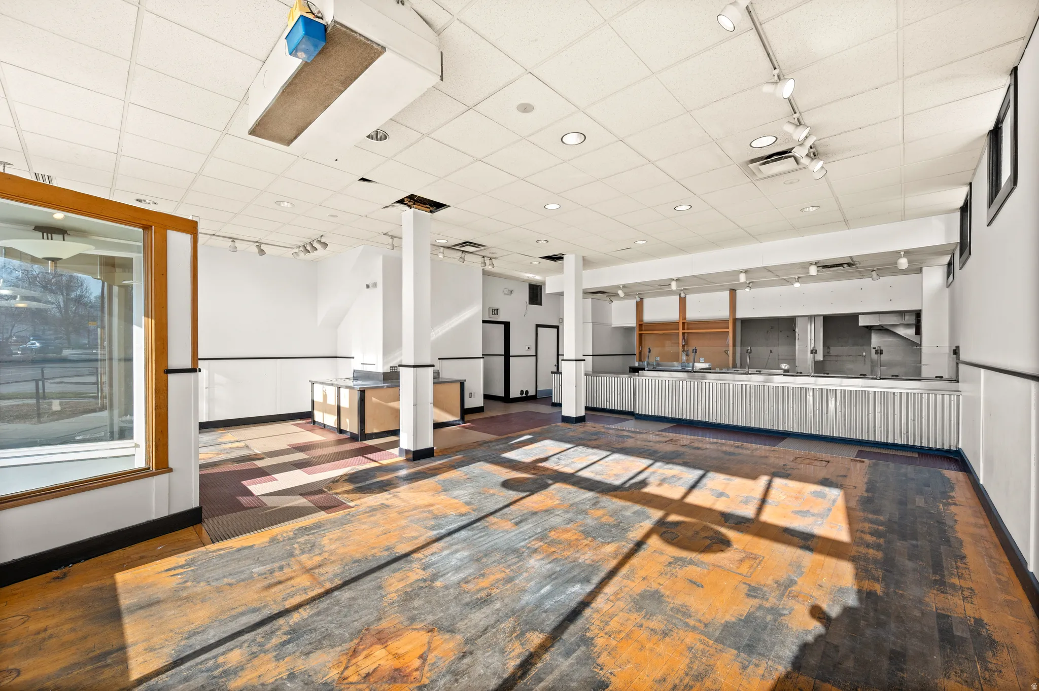 Misc room with a drop ceiling